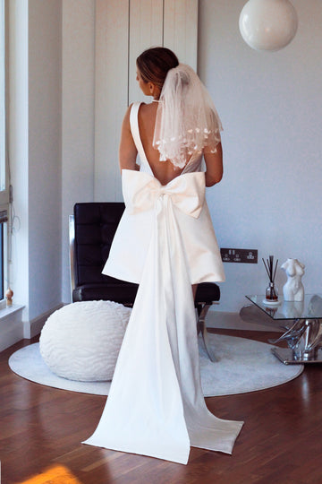 Detachable Satin Wedding Bow - Velo Bianco